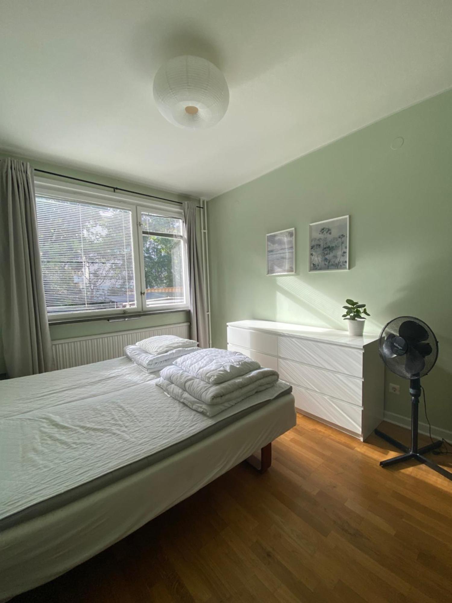 Apartament Flatin Erbjuder Laegenheter I Soedra Sztokholm Zewnętrze zdjęcie