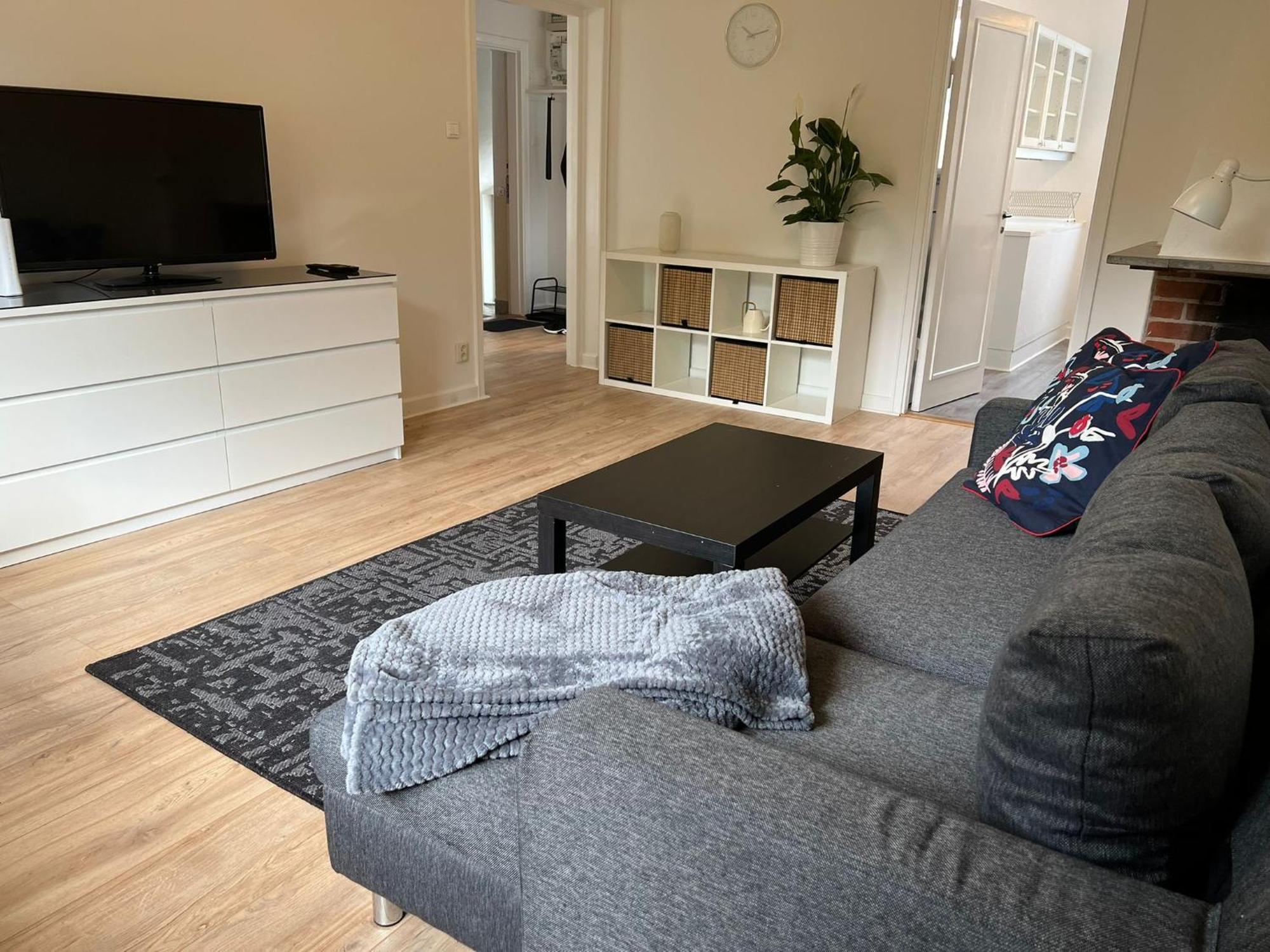 Apartament Flatin Erbjuder Laegenheter I Soedra Sztokholm Zewnętrze zdjęcie