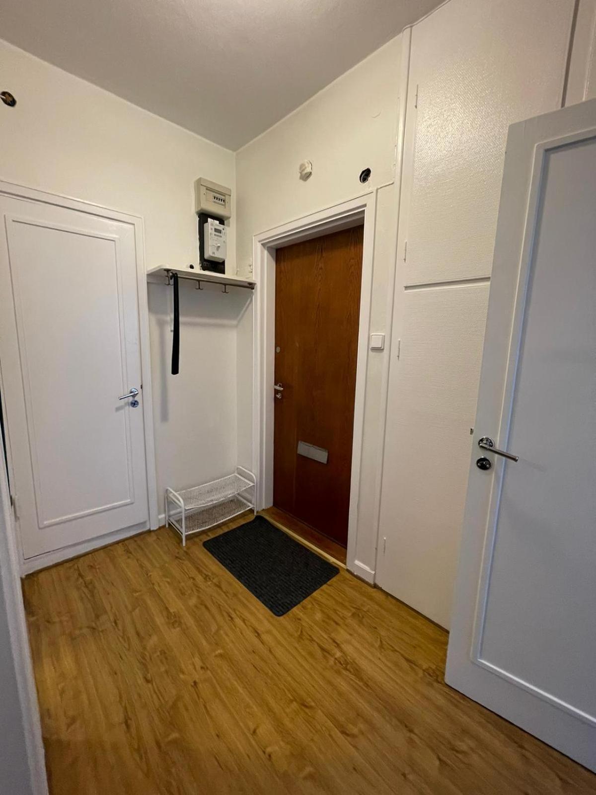 Apartament Flatin Erbjuder Laegenheter I Soedra Sztokholm Zewnętrze zdjęcie