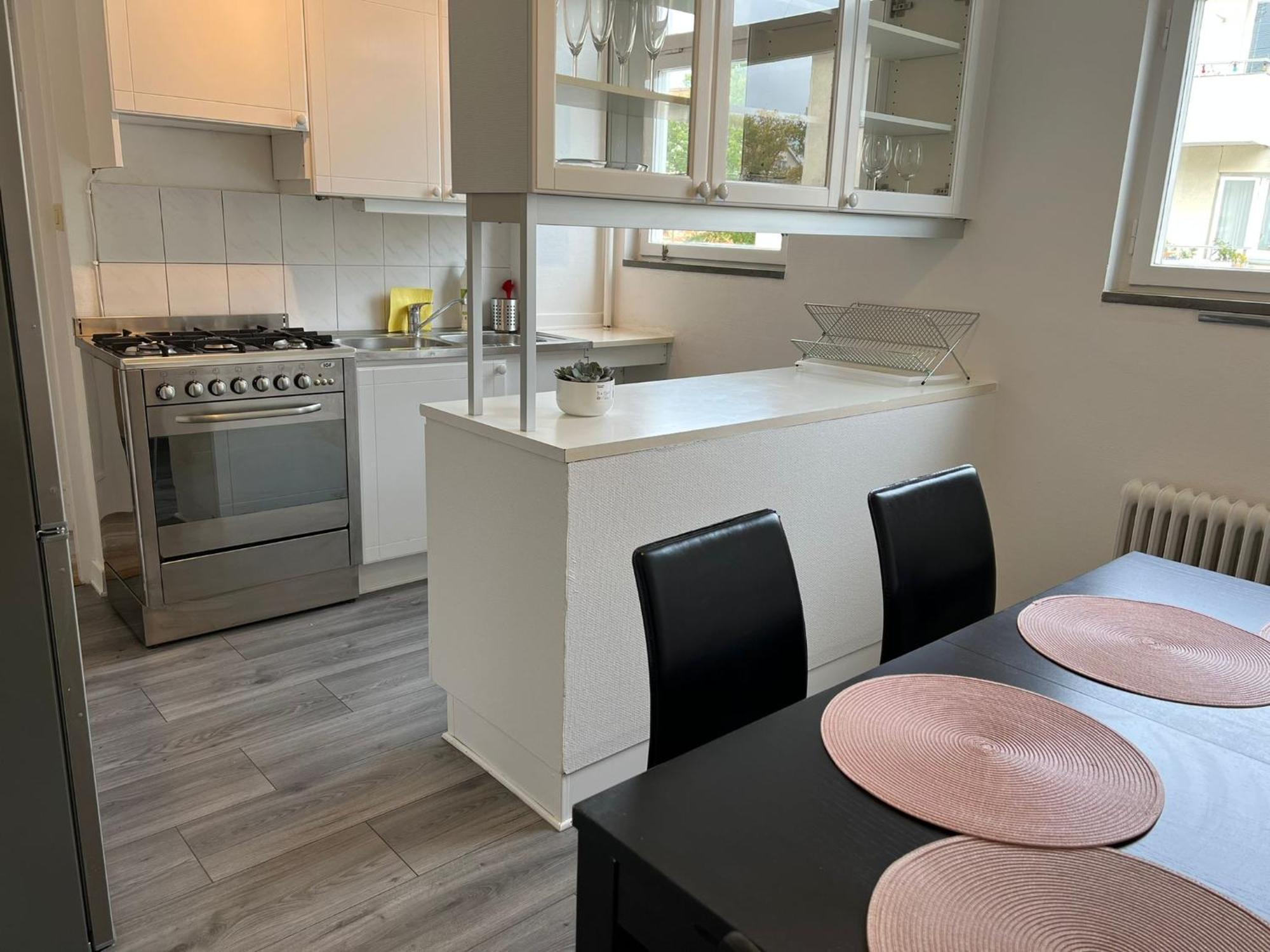Apartament Flatin Erbjuder Laegenheter I Soedra Sztokholm Zewnętrze zdjęcie