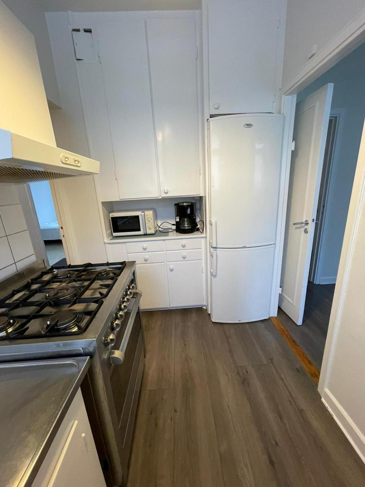 Apartament Flatin Erbjuder Laegenheter I Soedra Sztokholm Zewnętrze zdjęcie