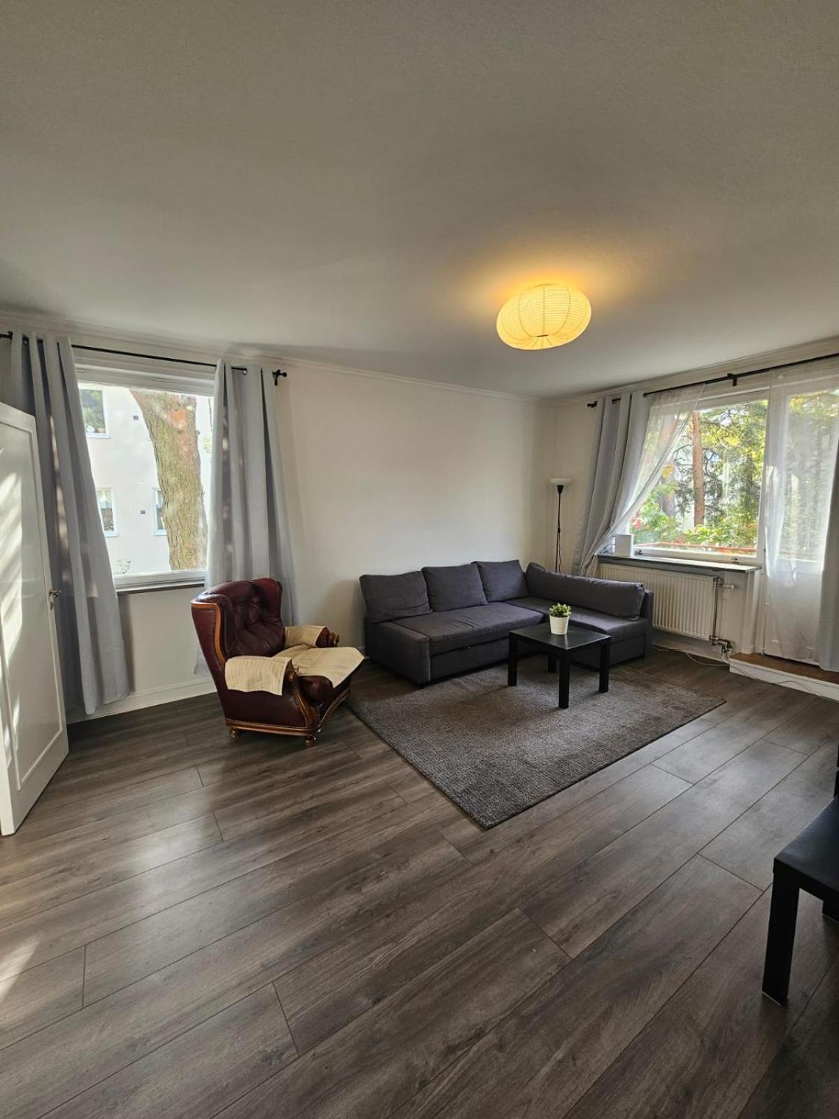 Apartament Flatin Erbjuder Laegenheter I Soedra Sztokholm Zewnętrze zdjęcie