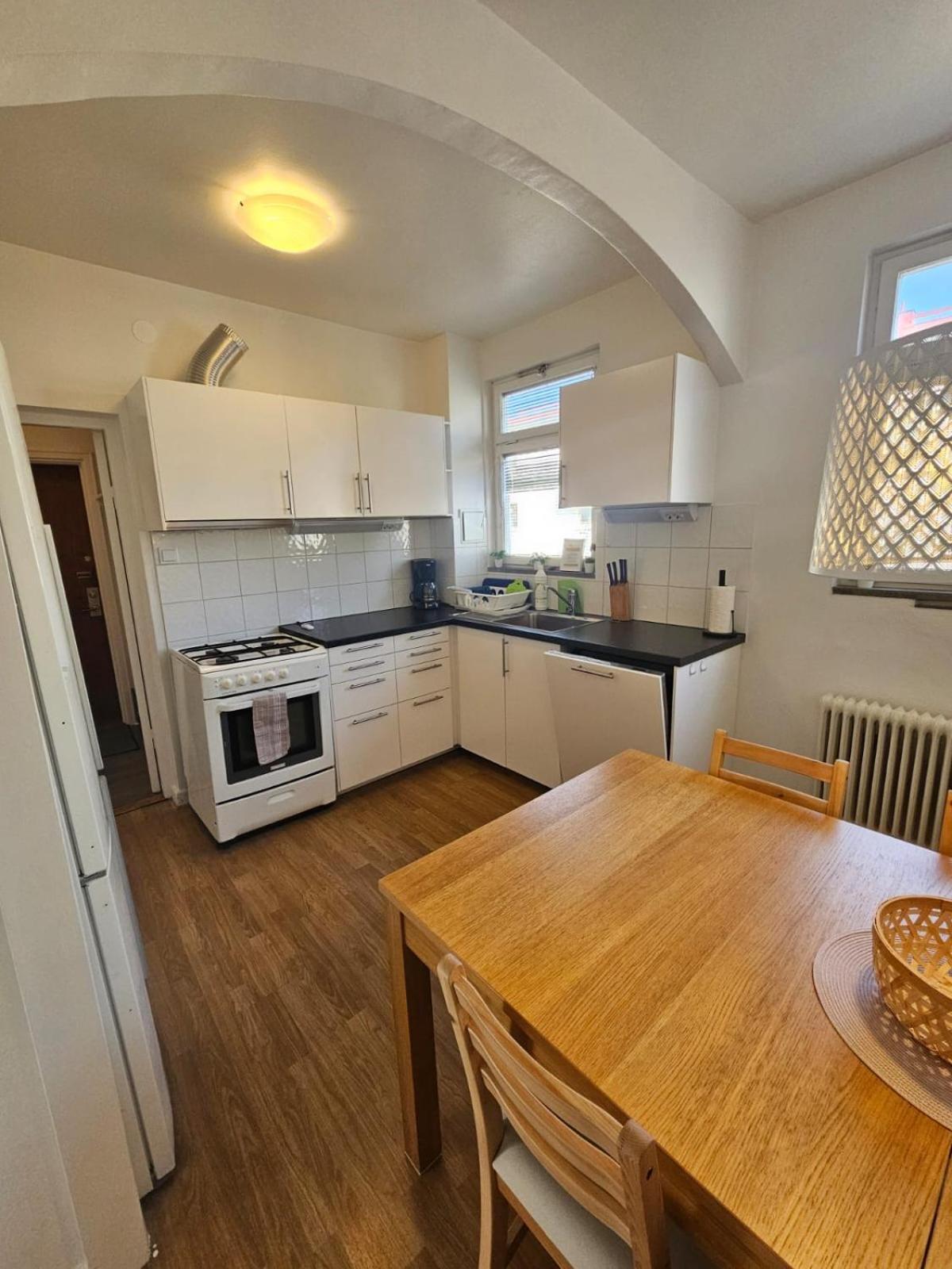 Apartament Flatin Erbjuder Laegenheter I Soedra Sztokholm Zewnętrze zdjęcie